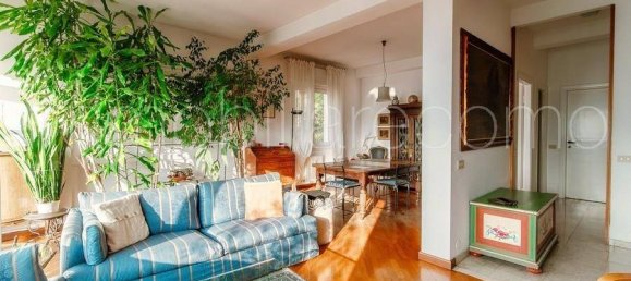 Apartamento de 3 dormitorios en Como, Italy No. 274591 12