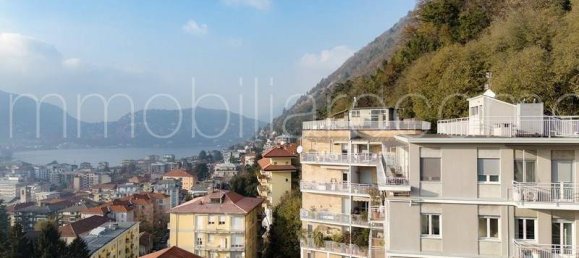 Apartamento de 3 dormitorios en Como, Italy No. 274591 42