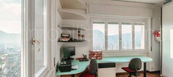 Apartamento de 3 dormitorios en Como, Italy No. 274591 25