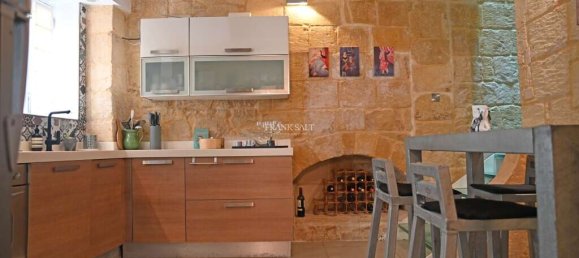 2 bedrooms House in Birgu, Malta No. 11074 4