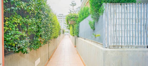 3 rooms Apartment in Bari, Italy No. 227627 31