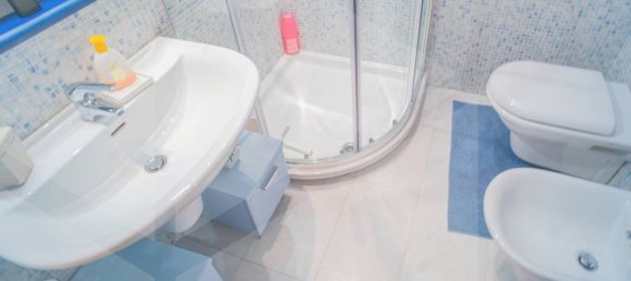 3 rooms Apartment in Bari, Italy No. 227627 11