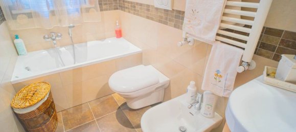 3 rooms Apartment in Bari, Italy No. 227627 16