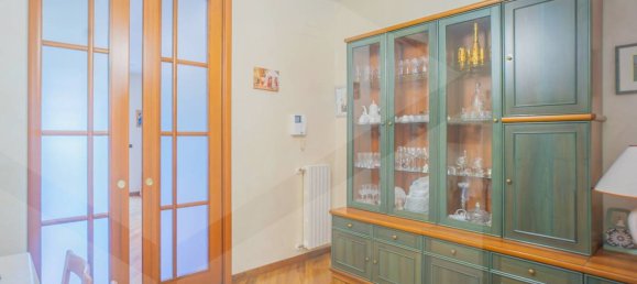 3 rooms Apartment in Bari, Italy No. 227627 22