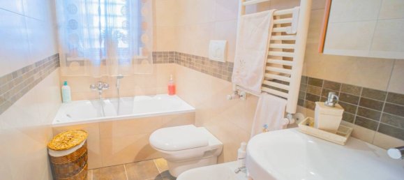 3 rooms Apartment in Bari, Italy No. 227627 15