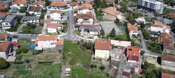 Terreno em Vila Nova de Famalicão, Portugal 885 m² N.º 33011 14