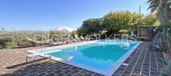 3 Schlafzimmer Villa in Porto Sant'Elpidio, Italy, Nr. 302635 6