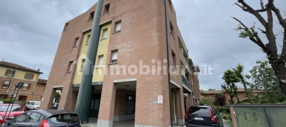 Офис с 2 комнатами в Имола, Италия № 103329 2