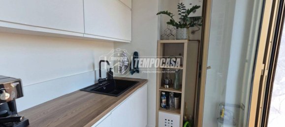 2 bedrooms Apartment in Milan, Italy No. 307092 6