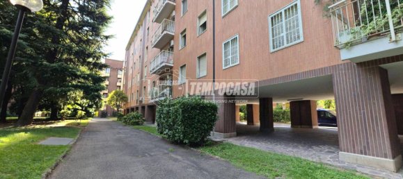 2 bedrooms Apartment in Milan, Italy No. 307092 24