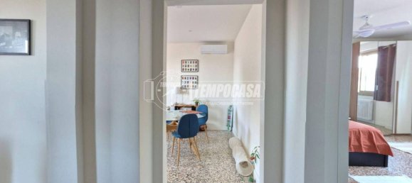 2 bedrooms Apartment in Milan, Italy No. 307092 4