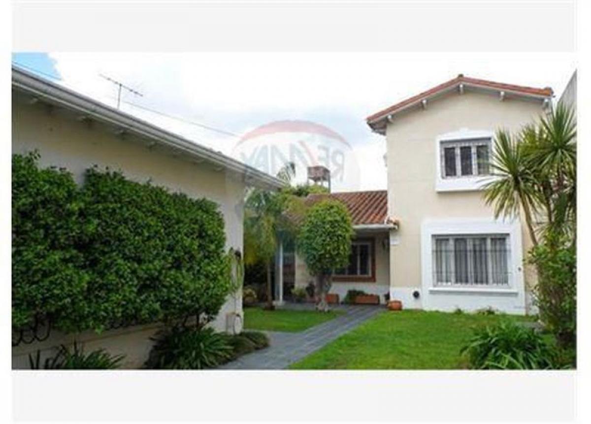 4 bedrooms House in San Isidro, Argentina No. 18465