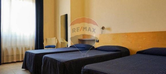 Здание 1400м² в Вальдериче, Италия № 116831 35