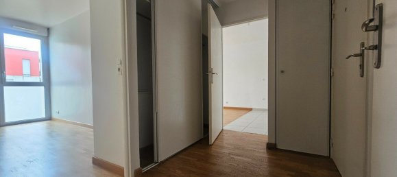Apartamento de 1 dormitorio en Ris-Orangis, France No. 351782 8