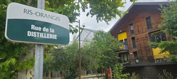Apartamento de 1 dormitorio en Ris-Orangis, France No. 351782 2