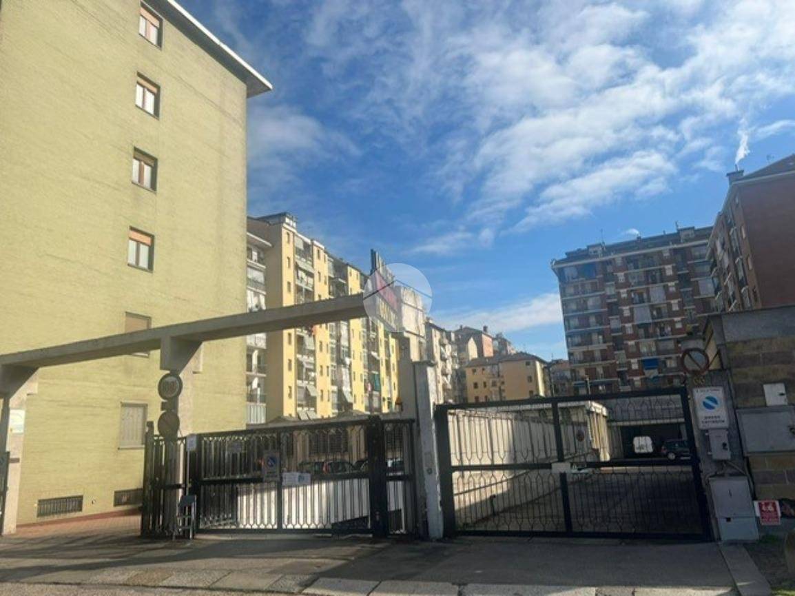 Garage in Turin, Italy 15m², Nr. 108603