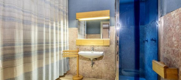 5-salle Appartement à Tivoli, Italy No. 30634 19