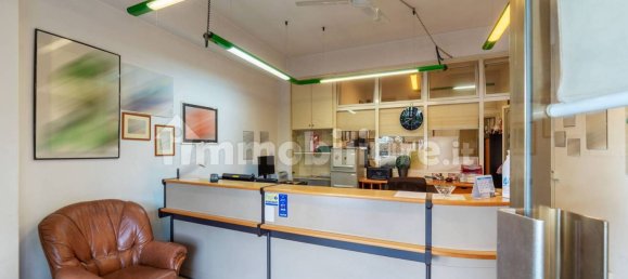 3 rooms Commercial property in Rome, Italy No. 10641 8