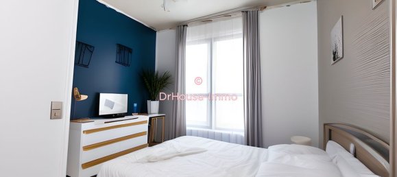 2 bedrooms Apartment in Le Bourget, France No. 173601 2