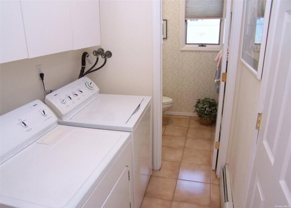 3 bedrooms House in Selden, USA No. 381677