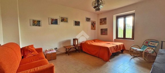 Дом с 6 комнатами в Ночера Умбра, Италия № 285135 5