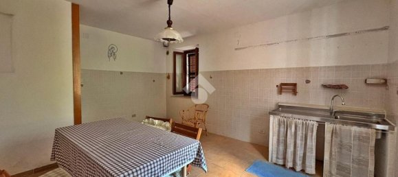 Дом с 6 комнатами в Ночера Умбра, Италия № 285135 2