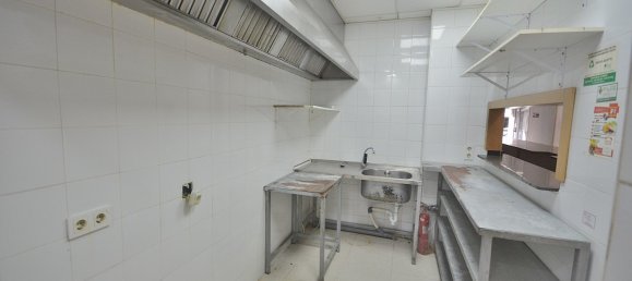 Propriedade comercial em Torrevieja, Spain 200 m² N.º 366303 13