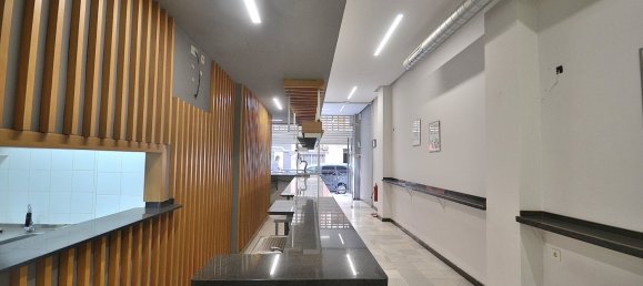 Propriedade comercial em Torrevieja, Spain 200 m² N.º 366303 2