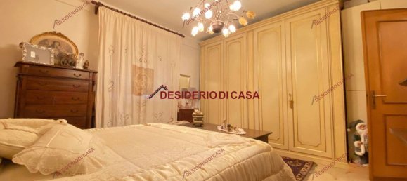 2 chambres Appartement à Palermo, Italy No. 141421 8