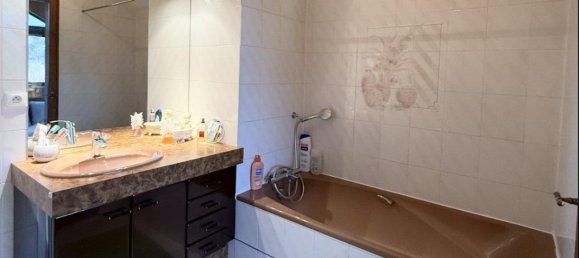 4 Schlafzimmer Wohnung in Divonne-les-Bains, France, Nr. 356295 14