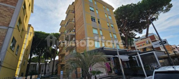 Пентхаус с 2 спальнями в Комаккьо, Италия № 370978 26