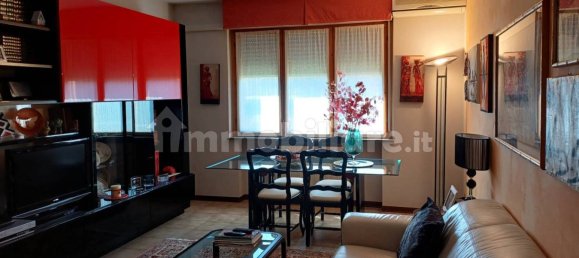 2 Schlafzimmer Wohnung in Parma, Italy, Nr. 327437 3