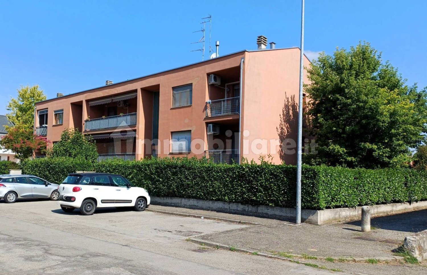 2 Schlafzimmer Wohnung in Parma, Italy, Nr. 327437