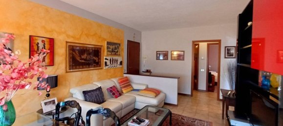 2 Schlafzimmer Wohnung in Parma, Italy, Nr. 327437 5