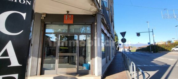 Imóvel comercial de 1 divisão em Renate, Italy N.º 109992 2