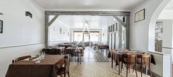 Casa de 4 dormitorios en Digny, France No. 76313 2