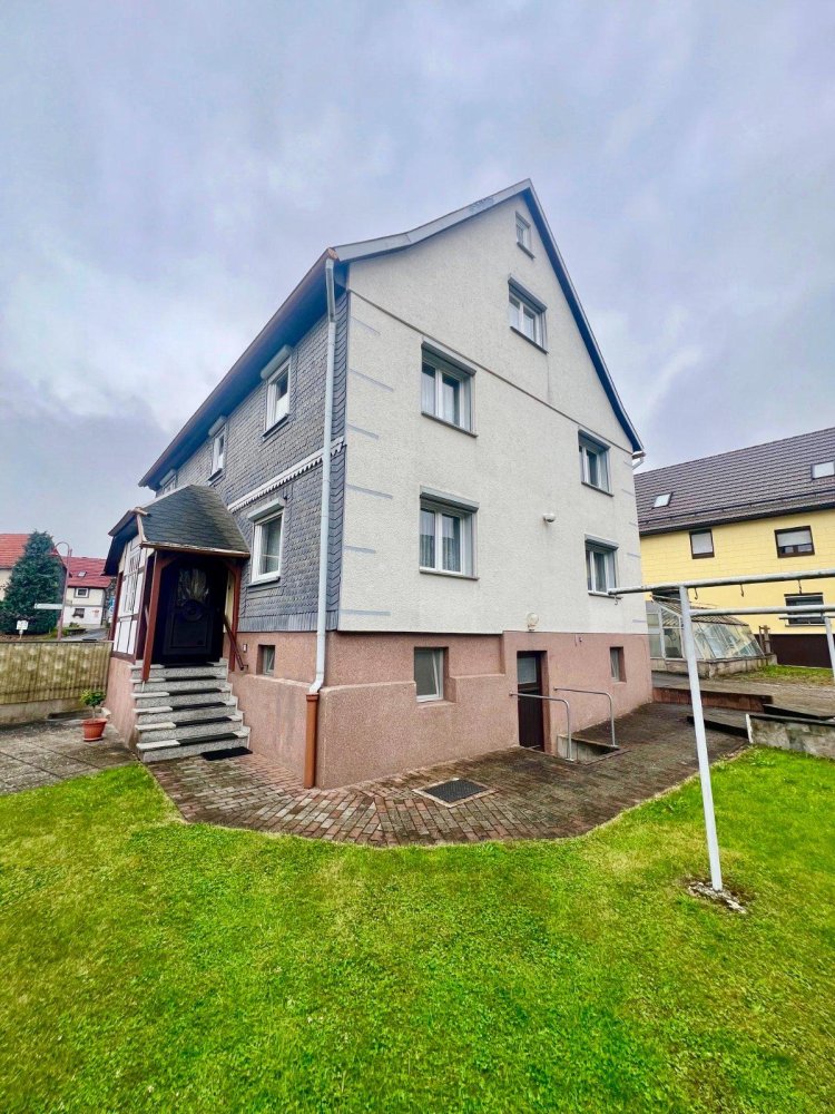 Таунхаус с 10 комнатами в Шмалькальден-Майнинген, Германия № 161972