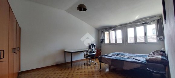 2-salle Penthouse à Ferrara, Italy No. 274272 4