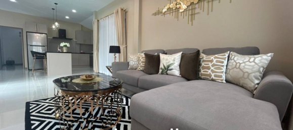 3 bedrooms Cafe / restaurant in Sattahip, Thailand No. 15328 2