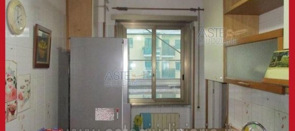 5 bedrooms Apartment in Rome, Italy No. 334126 2