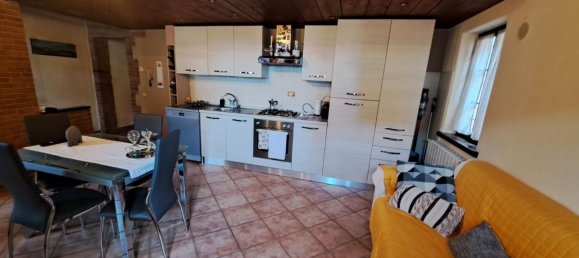 4 rooms Apartment in Peccioli, Italy No. 48040 2