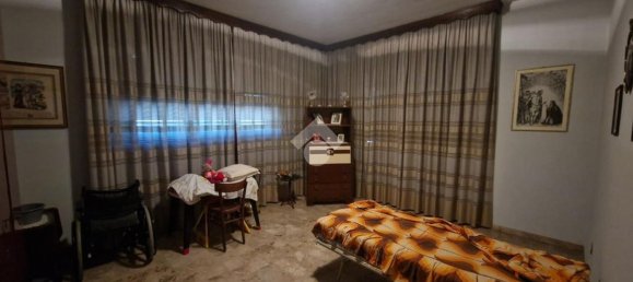 5-salle Villa à Medole, Italy No. 289898 22