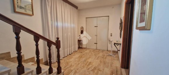 5-salle Villa à Medole, Italy No. 289898 8