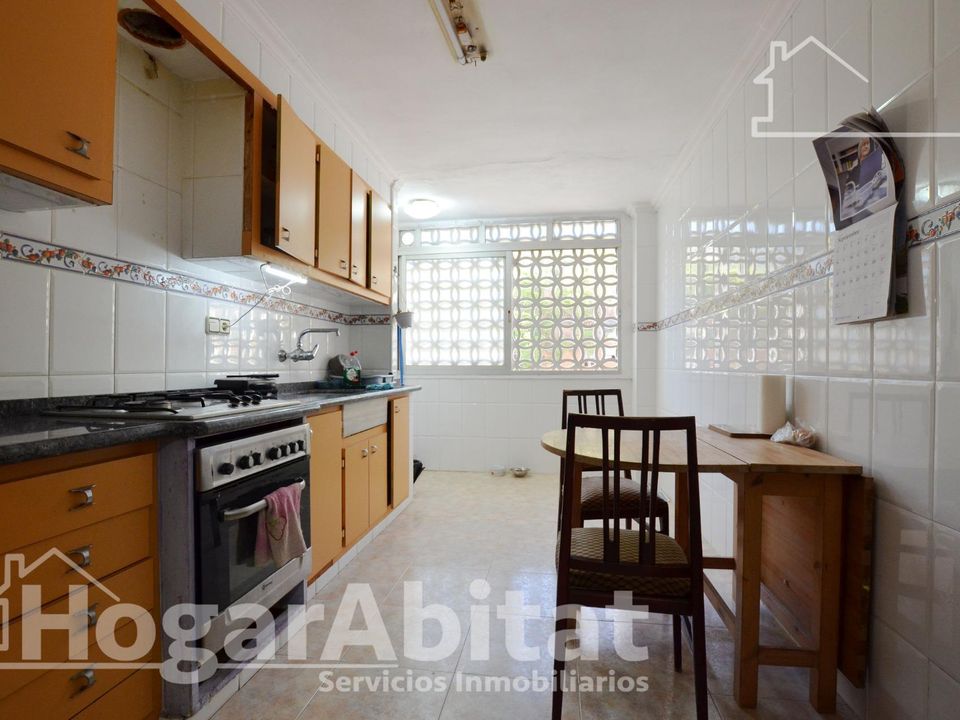 3 Schlafzimmer Wohnung in Valencia, Spain, Nr. 246616