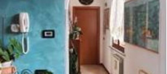 3-salle Appartement à Biandronno, Italy No. 8425 11