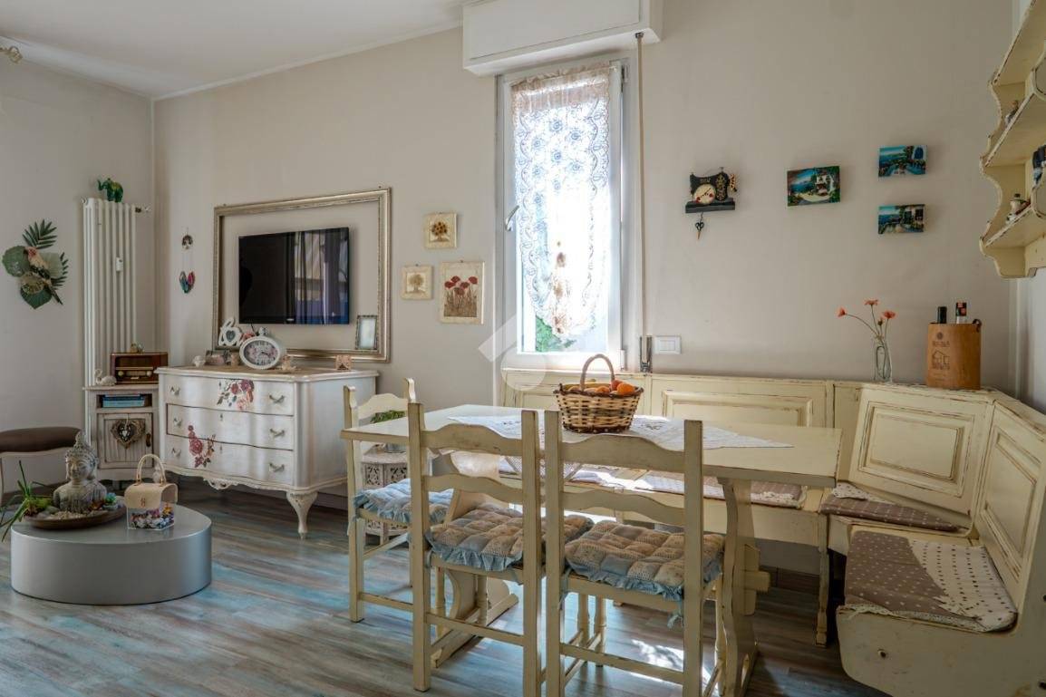 2 bedrooms Apartment in Salò, Italy No. 257451