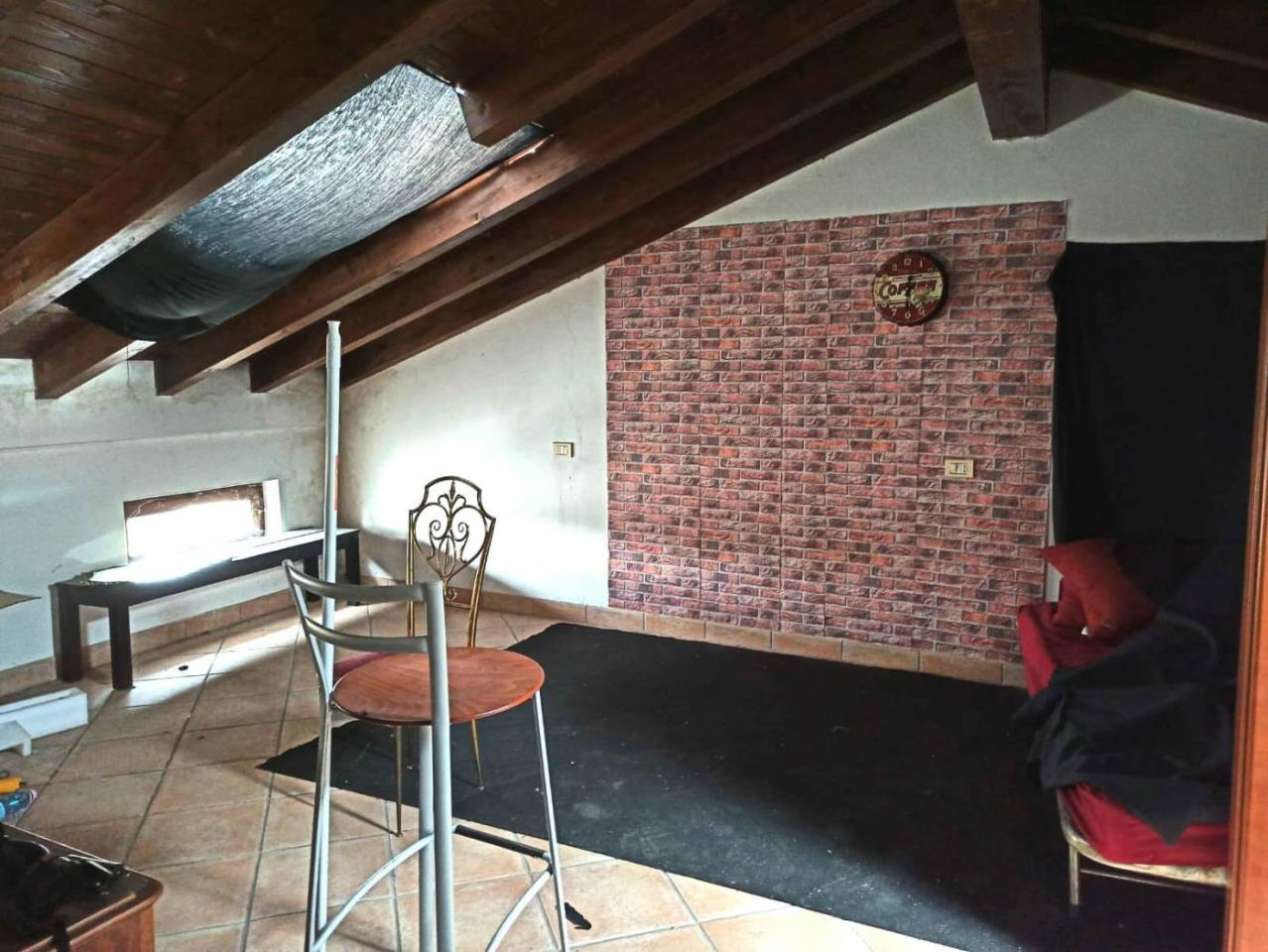 5 rooms Apartment in San Benedetto Po, Italy No. 108376