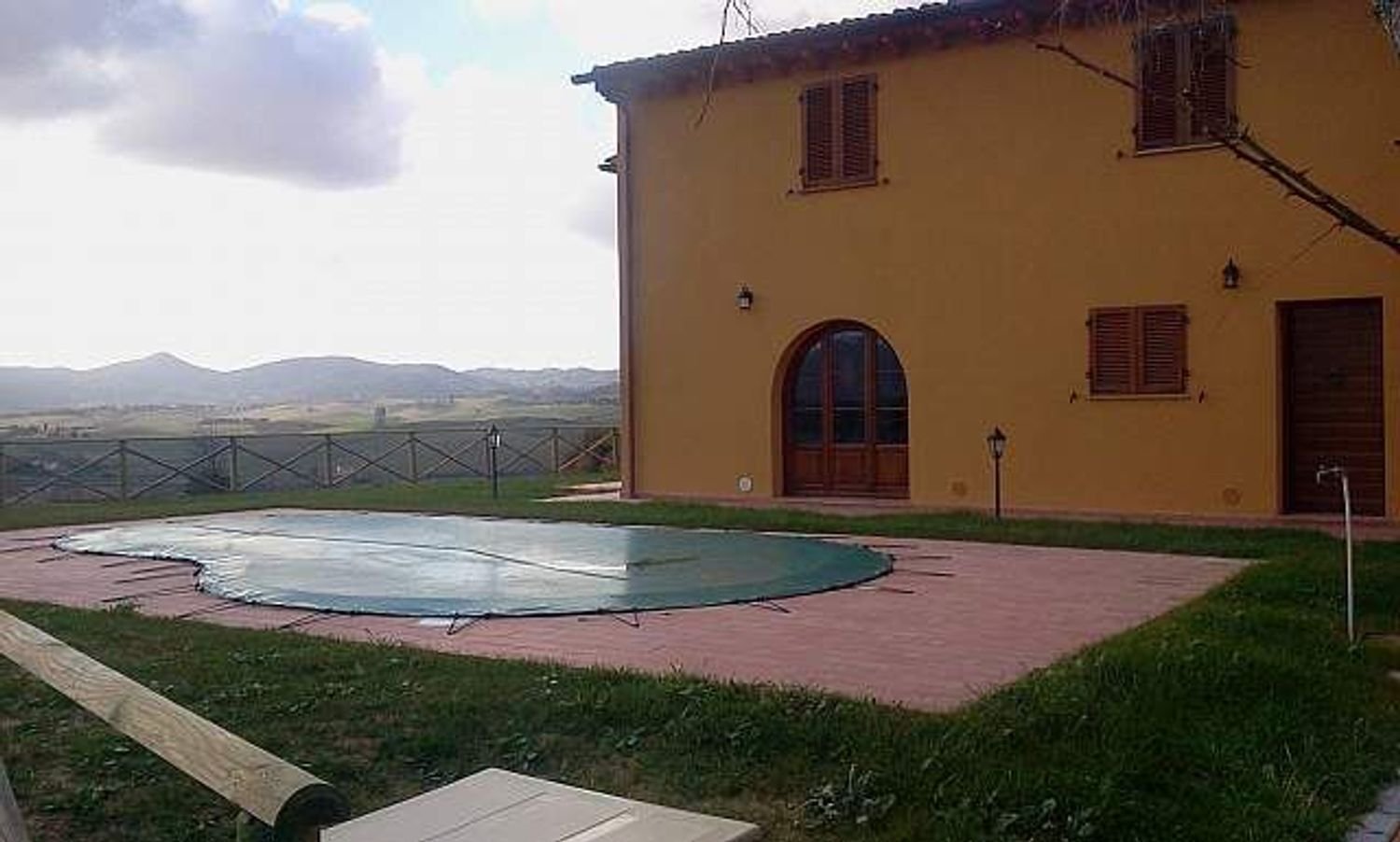 8 rooms House in Orciano Pisano, Italy No. 51070