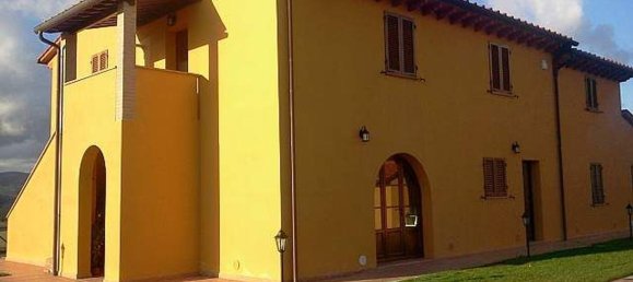 8 rooms House in Orciano Pisano, Italy No. 51070 7