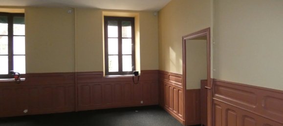 Edificio de 6 dormitorios en Argenton-sur-Creuse, France No. 90393 4